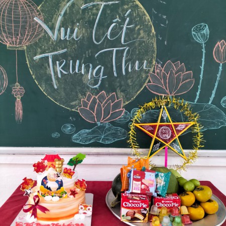 LIÊN ĐỘI TRƯỜNG THCS KỲ NINH  TỔ CHỨC NGÀY HỘI TRUNG THU VỚI CHỦ ĐỀ “TRUNG THU YÊU THƯƠNG"