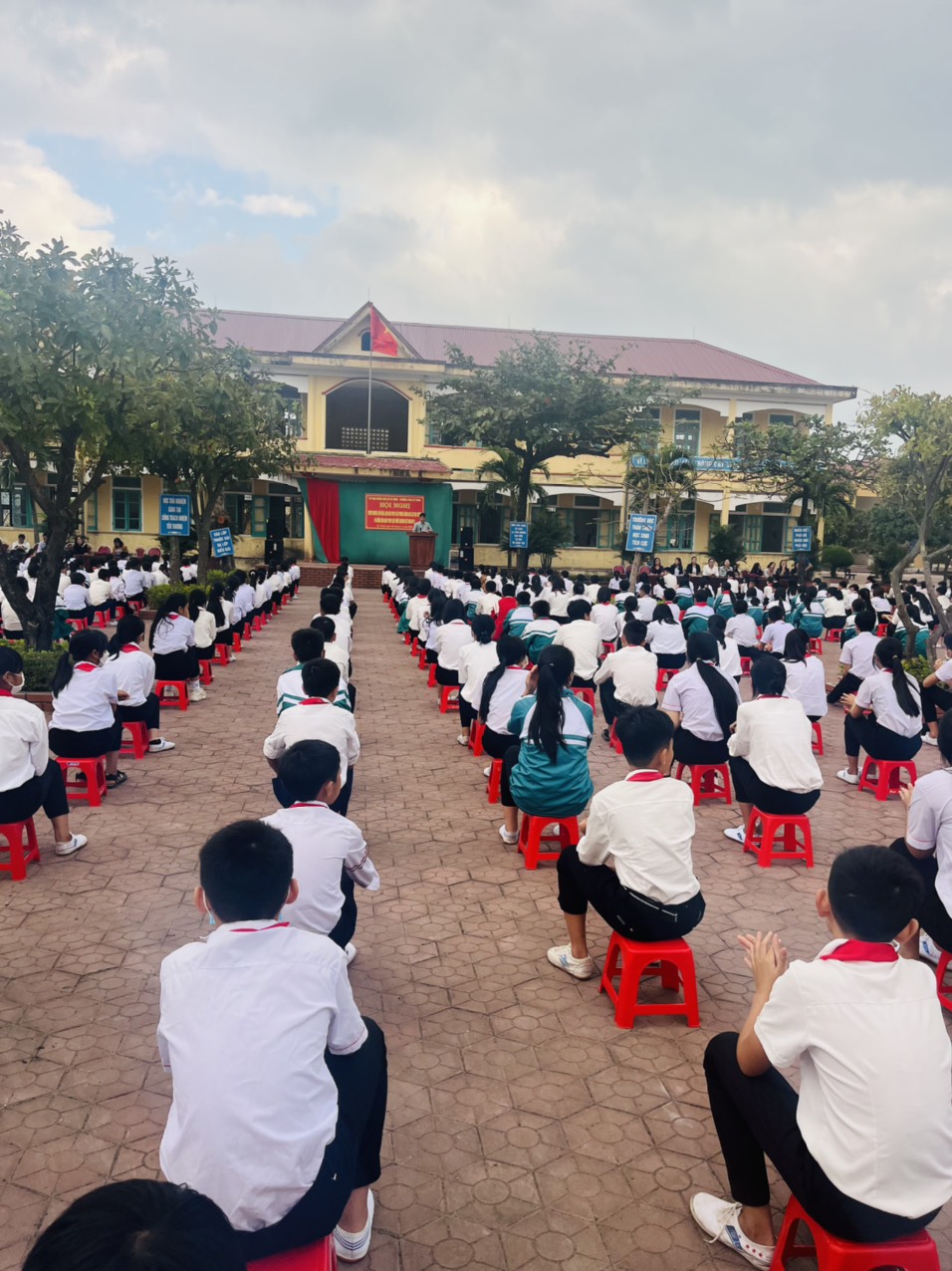 TUYÊN TRUYỀN, PHỔ BIẾN, GIÁO DỤC PHÁP LUẬT VỀ PHÒNG CHỐNG                                                 BẠO LỰC HỌC ĐƯỜNG